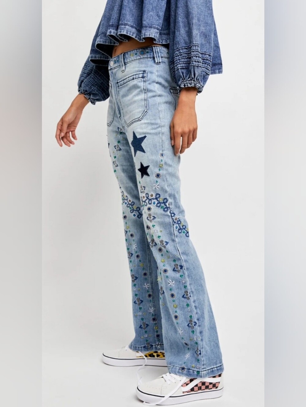 We The Free Women 25 Delphine Embroidered Flare - Light Worn Indigo